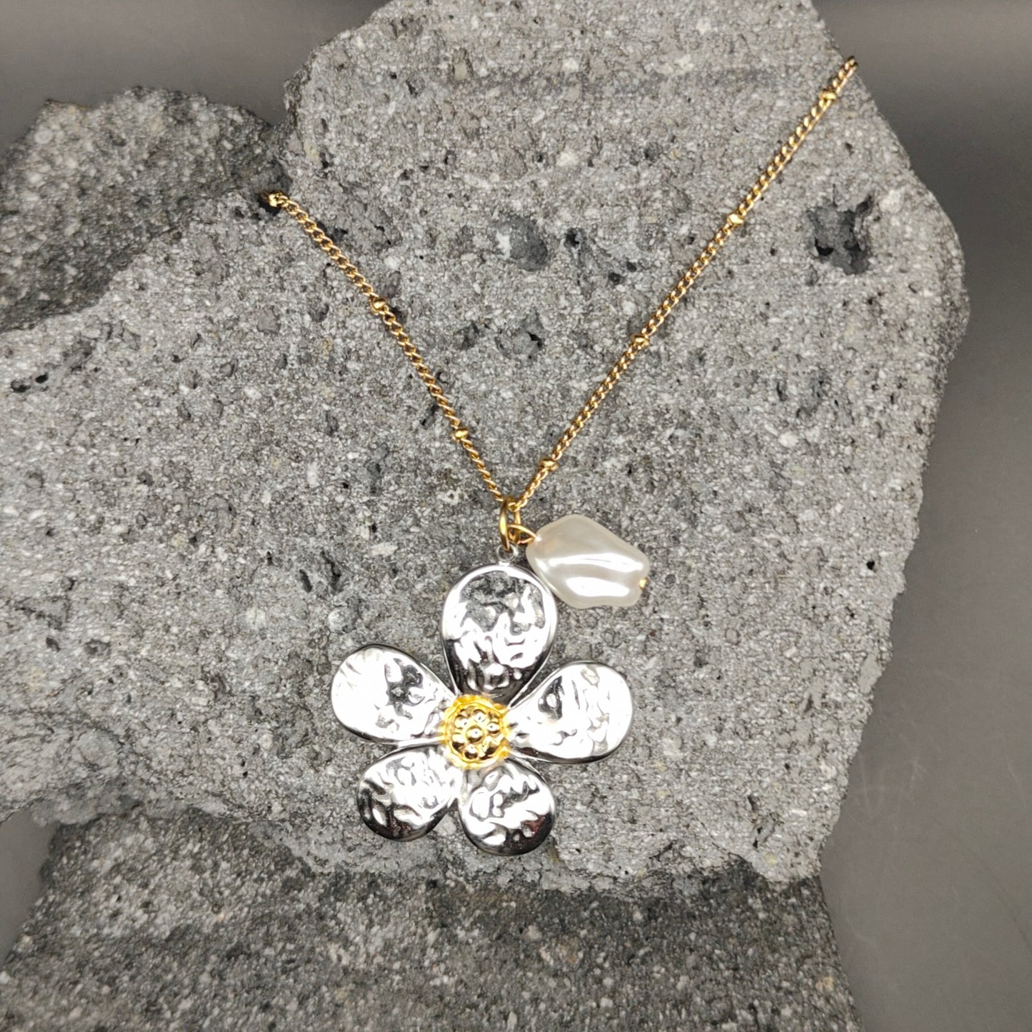 Collar de Acero Inoxidable 304, Estilo Moderno, Boutique, Tendencia, Flor, Unisexo, Moda