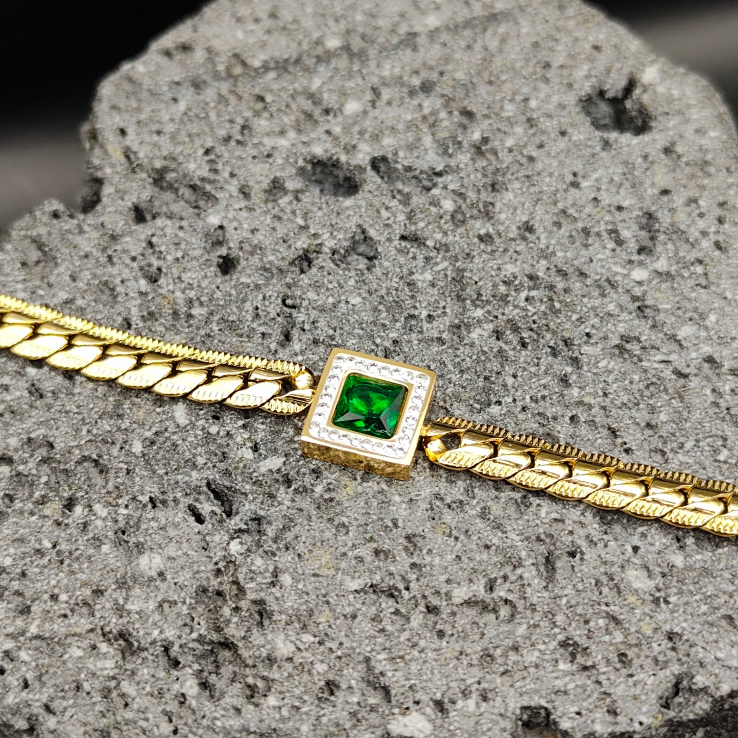 Pulsera de Acero Inoxidable 304, Color Dorado, Estilo Moderno, Boutique, Geométrico, Tendencia, Cuadrado, Unisexo, Piedras Preciosas Artificiales, Moda